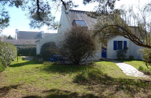 Maison de charme près de la côte sauvage avec jardin et terrasse - FR-1-418-128