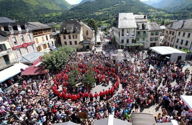 Maison de Village Rénovée Avec Jardin Proche Chemins de Rando, Ski, Rafting