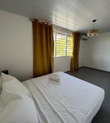 Maison de ville Duplex T3 I Jardin