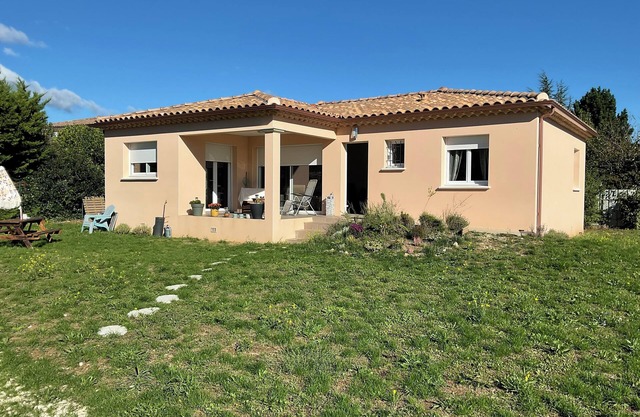 Maison provençale neuve 3 chambres 6 personnes