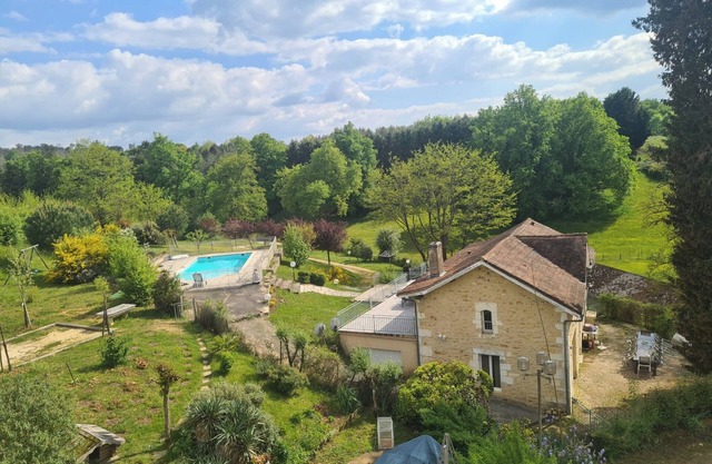 "Maison Sébastien" avec piscine privée, terrasse privée et Wi-Fi
