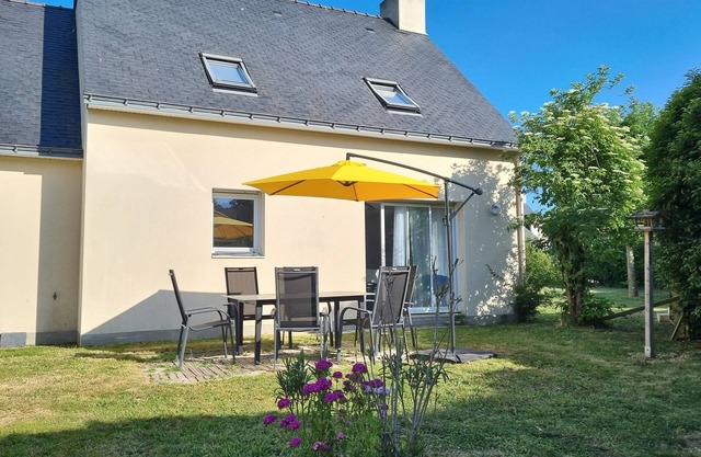 Maison chaleureuse à 7 min des plages – Idéale pour les familles ou entre amis !