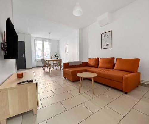 Maison spacieuse, proche commodités & transports