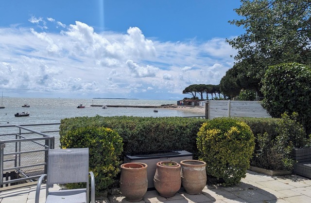 Maison familiale sur le port avec vue mer