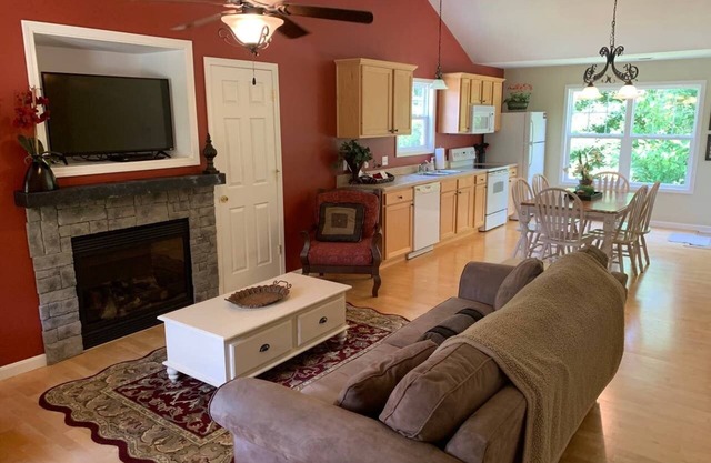 Faites-en votre retraite répétée! Chalet 28 au lac Taylorsville