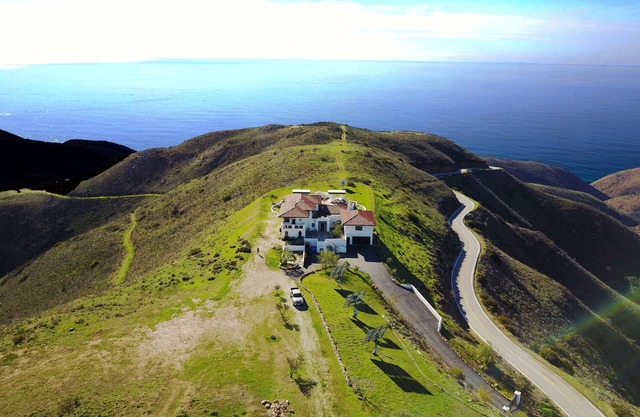 Malibu Luxury Ocean Retreat. Nous avons survécu aux incendies et sommes pleinement opérationnels!