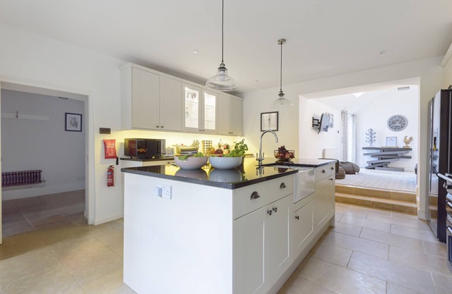 Maltings House is a stylish and generous holiday house, located in the ever popular village of Milto