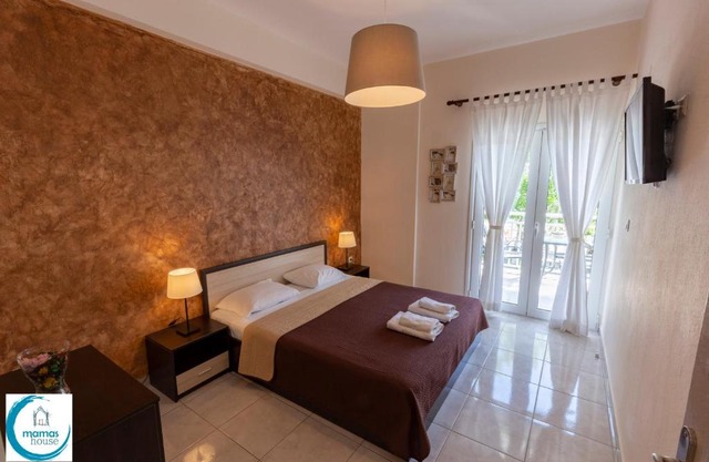Mama's House luxury apartments
