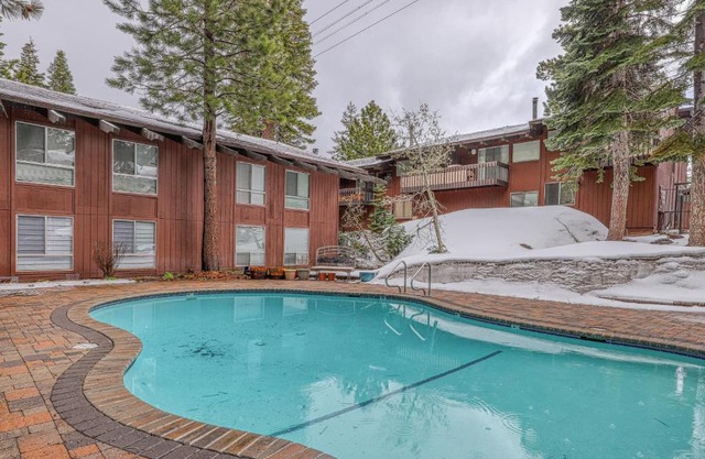 Mammoth Estates #105