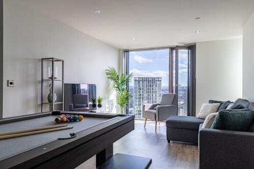 Manchester City Centre,Picadilly , Skyline View