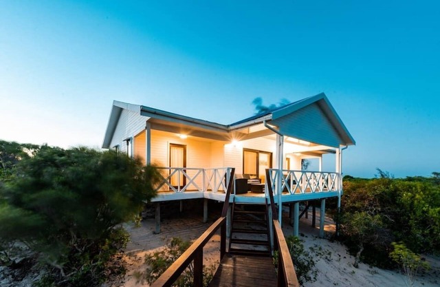 Mandowa Beach Forest & Cottages - A