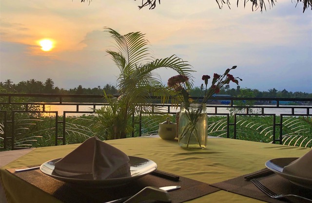 Mango Home Riverside