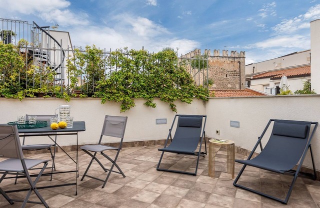 Mani San Domenico By DomuSicily