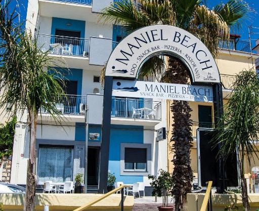 Maniel Beach Hotel