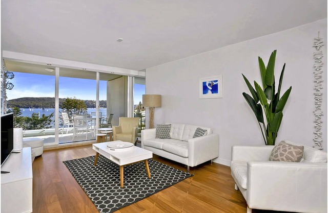 Manly- MAN29 East Esplanade - Renovated 2BR with Stunning Harbour Views Balcony Opposite Manly Ferry