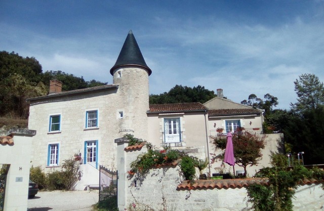 Manoir Le Cristal chambres d'hotes , Futuroscope a 27 euros ! (la suite)
