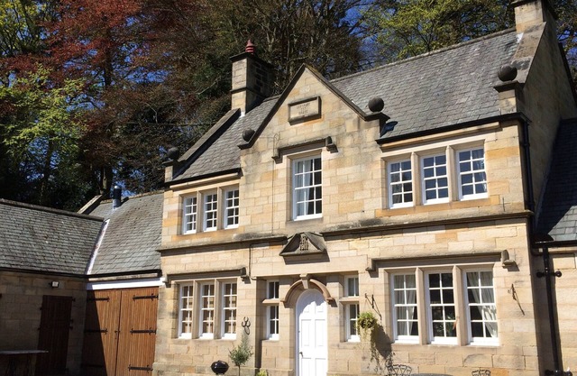 MANOIR COTTAGE, animaux acceptés, avec feu ouvert à Whitby, Ref 1015678