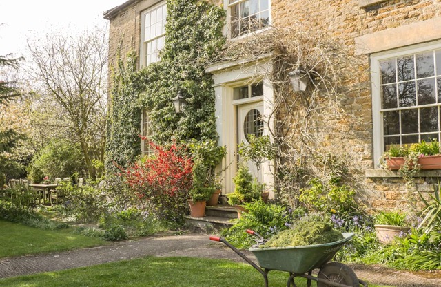 Ferme du manoir, HUTTON BUSCEL
