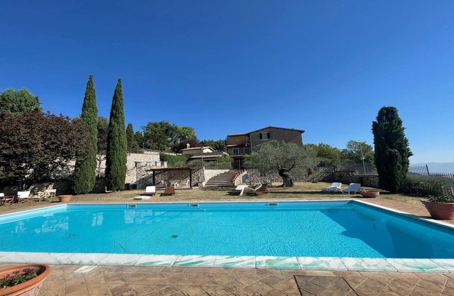 Manor Rico Aristo - Private pool and garden