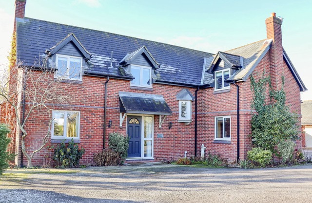 Manoir Bois, FARNDON