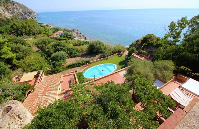 Magnifique demeure à Capo Vaticano près de la plage