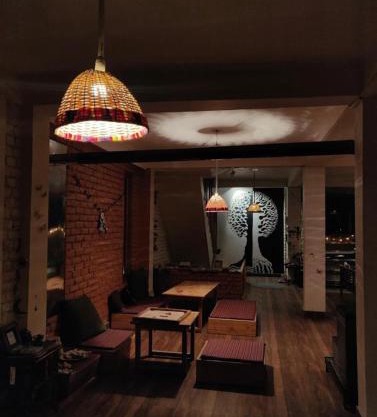 Manzil Cafe & Stay
