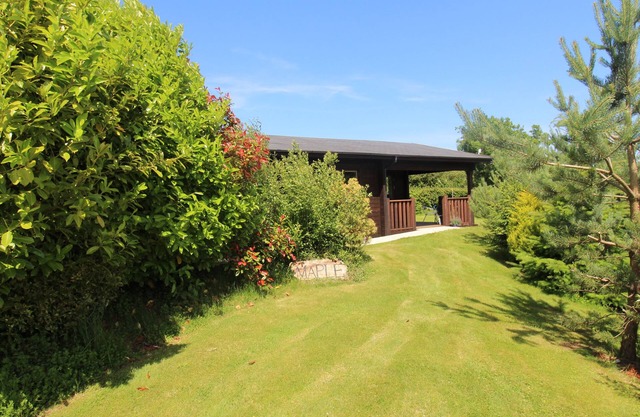Maple Lodge, LANIVET