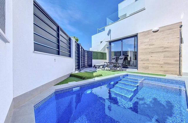 Villa vue mer avec piscine privée et toit-terrasse