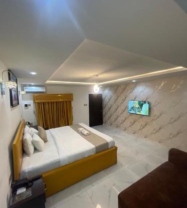 Maracana Luxury Hotel & Suites
