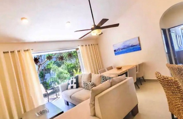 Marbella Condo in the Hotel Zone.