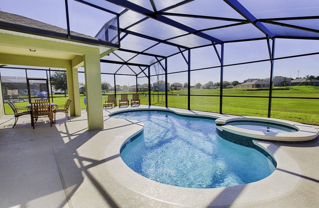 ☀ 10 chambres d'hôtes dans un cadre tranquille | Près de Disney | Piscine et spa