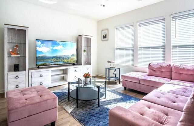 Insta-worthy Townhome - Baton Rouge - Louisiana