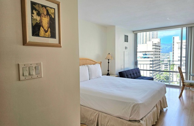Marina Hawaii Vacations - Meilleur emplacement à Waikiki! Studio spacieux, cuisine complète!