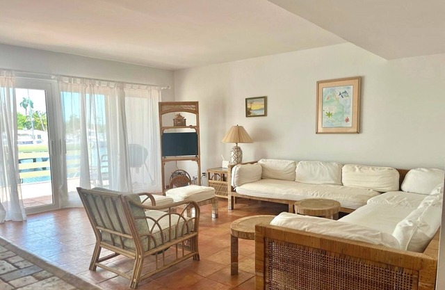Marina Townhouse avec votre propre fiche de bateau!