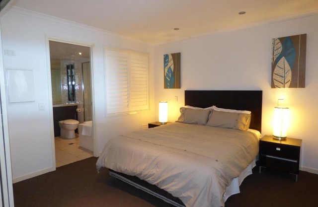 Marina View Apartment
