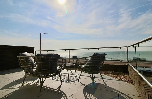 Marine View Apartment