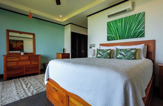 Marisol: Private 2 Bedroom/2.5 Bath Ocean View Condo in Dominical w/ Pool Access