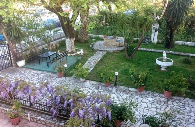 Maritsas Apartments