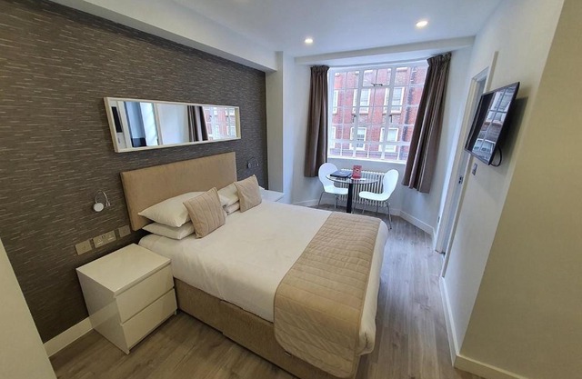 Marple Hotel