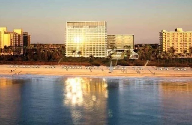 Marriott Crystal Shores Beach Luxury Ocean Front Resort Property.