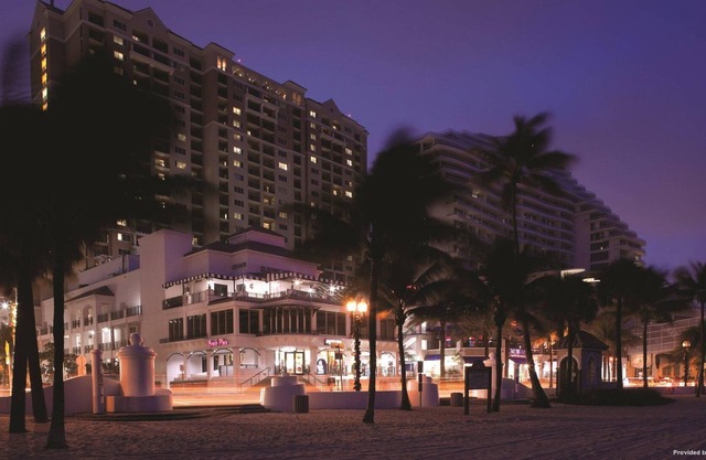 Marriott's BeachPlace Towers Studio--Walk to the Tortuga Music Festival Event!
