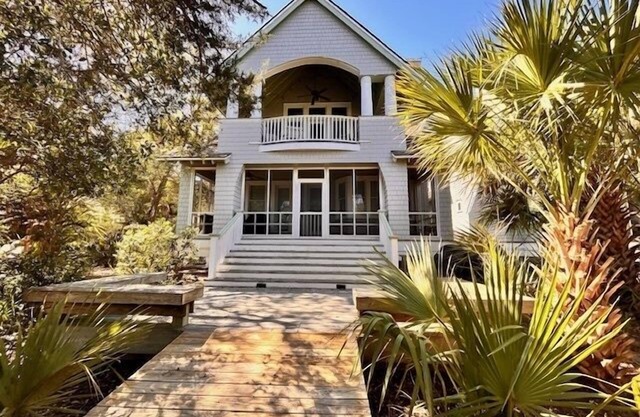 Marsha Marsha Marsha 4 Bedroom Marsh front, Dock, Gorgeous Views. Sleeps 12!