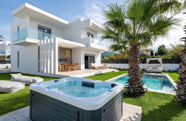 Martinis Villas - Rosemary Villa