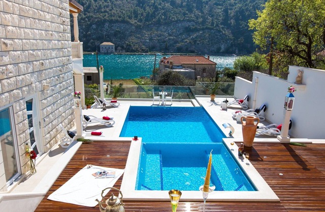 Merveilleuse Villa Mokosica | Villa Arion | 4 chambres | Superbes vues sur la mer | Parfait pour les