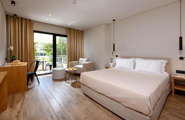 Mary Hotel