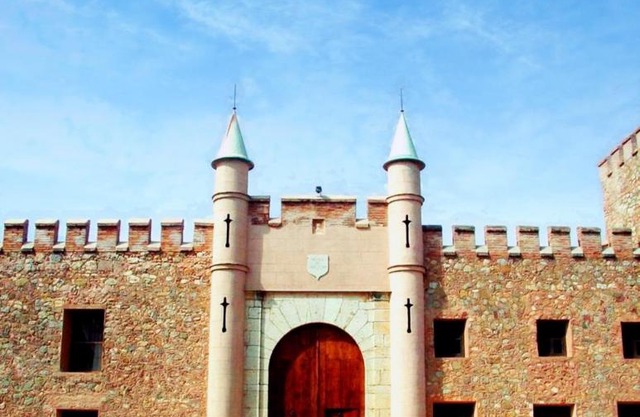 MASÍA de SAN JUAN CASA NÚMERO 15 en Castillo con piscina, Aire Acondicionado y terraza privada