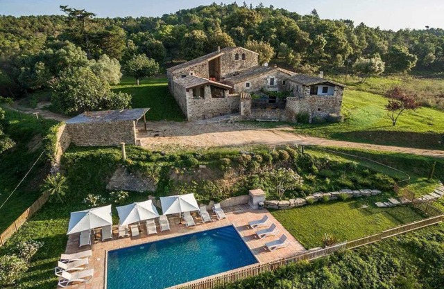 Mas Grau Casa con Encanto en Girona