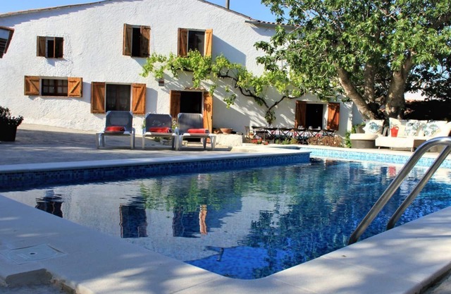 MASIA CAN MAGAN, IDÉAL POUR FAMILLES, AVEC PISCINE PRIVÉE, BBQ ET ESPACE DE JEUX