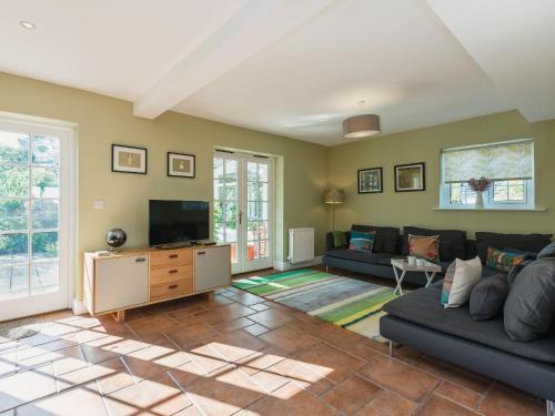 Mast Cottage