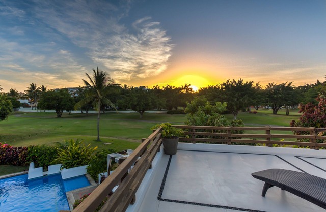 Master Suite + Loft avec Incroyable Terrasse